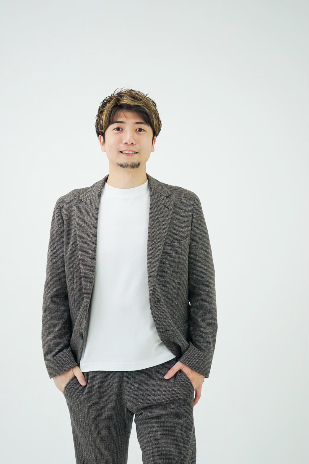 秋山那由他プロフィール写真